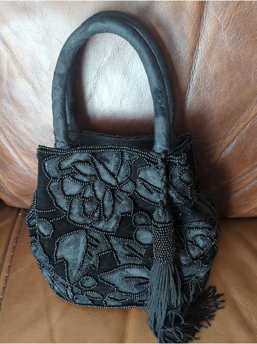 Vintage JEANNE LOTTIE Elegant Black Beaded Floral Tassel Top-Handle Bag - Picture 3 of 13